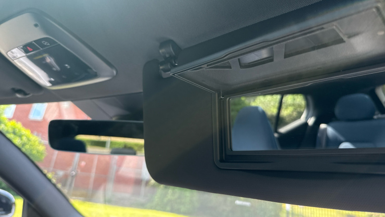 Volvo EX30 200kW SM Extended Range Ultra 69kWh 5dr Auto Electric Estate